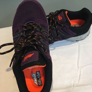 Slightly used Avila sneakers